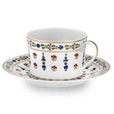 Langeais - Breakfast cup and saucer 0.45 litre